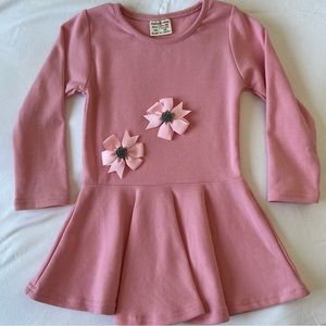 Pink long sleeve dress size 24 months matching hair bows